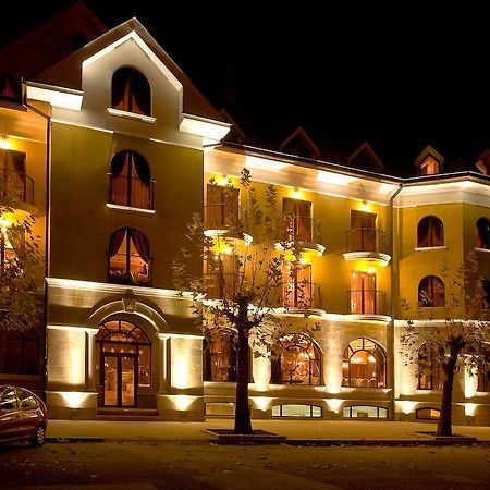 Hotel Chinar Хисаря Екстер'єр фото