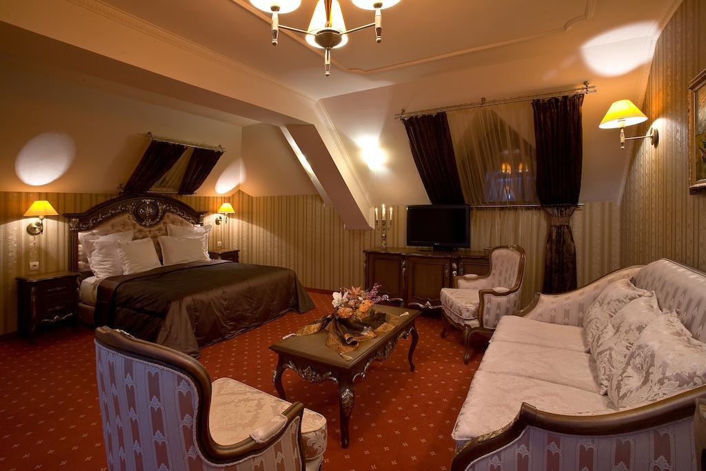 Hotel Chinar Хисаря Екстер'єр фото