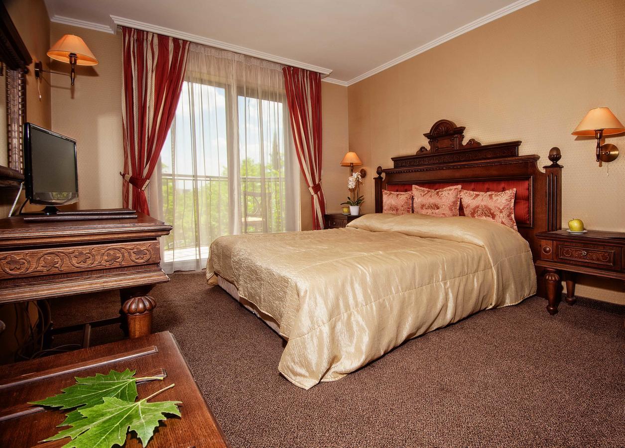 Hotel Chinar Хисаря Екстер'єр фото